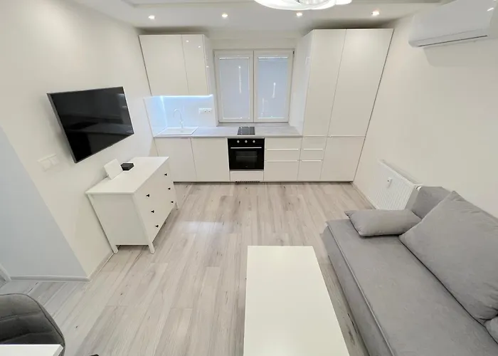 Krasny - V Novom Meste Appartement *